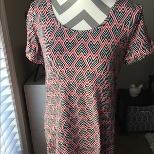 Lularoe Classic Tee